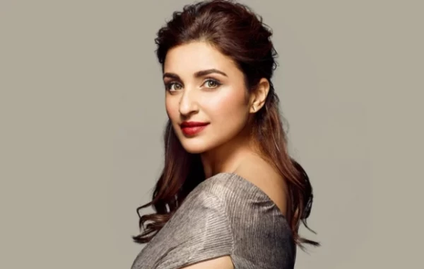 বছর পূরণ না হতেই যে বার্তা দিলেন পরিণীতি