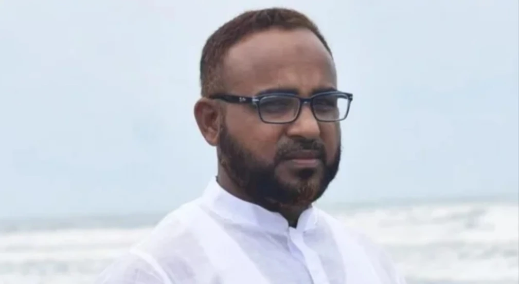 পানিতে ডুব দিয়ে পালানোর চেষ্টাকালে মৎস্যজীবী লীগ নেতা গ্রেপ্তার