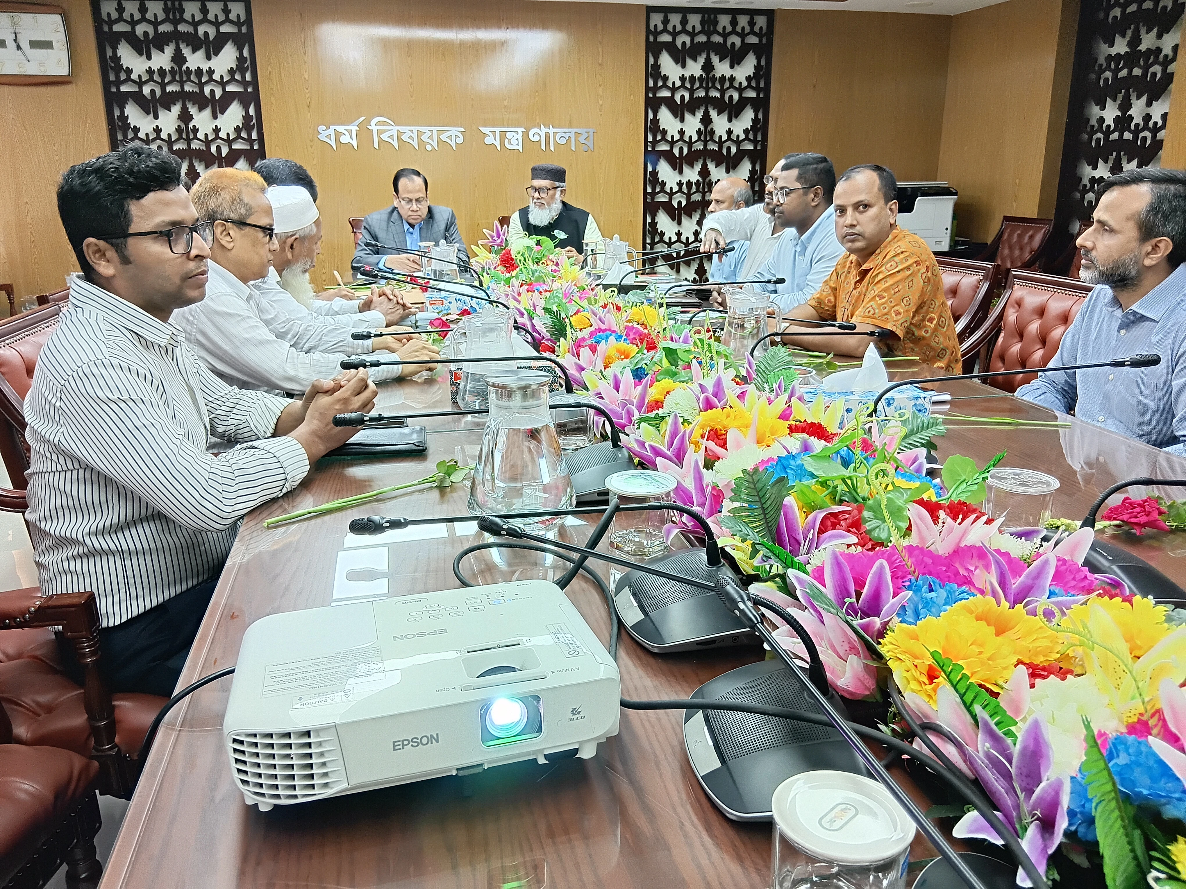 সাংবাদিকদের কারণেই ভালো কাজের উৎসাহ পাই: ধর্ম উপদেষ্টা